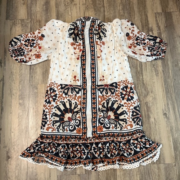 Farm Rio Flower Fan Off White Tapestry Dress Puff Sleeve Button Down Size Small - Picture 12 of 14